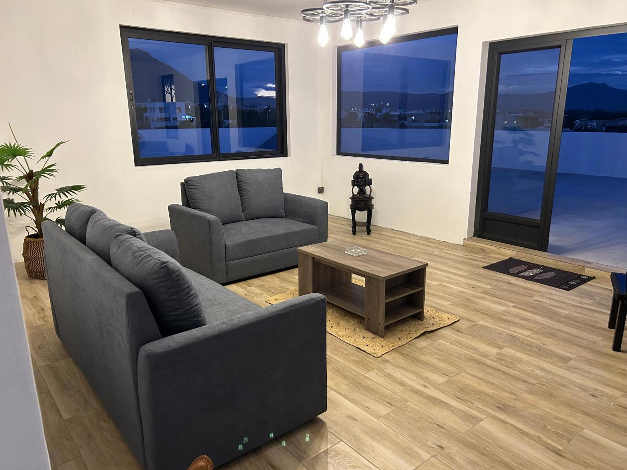 Amazing Sunset View Rooftop. Flic en Flac Exterior photo